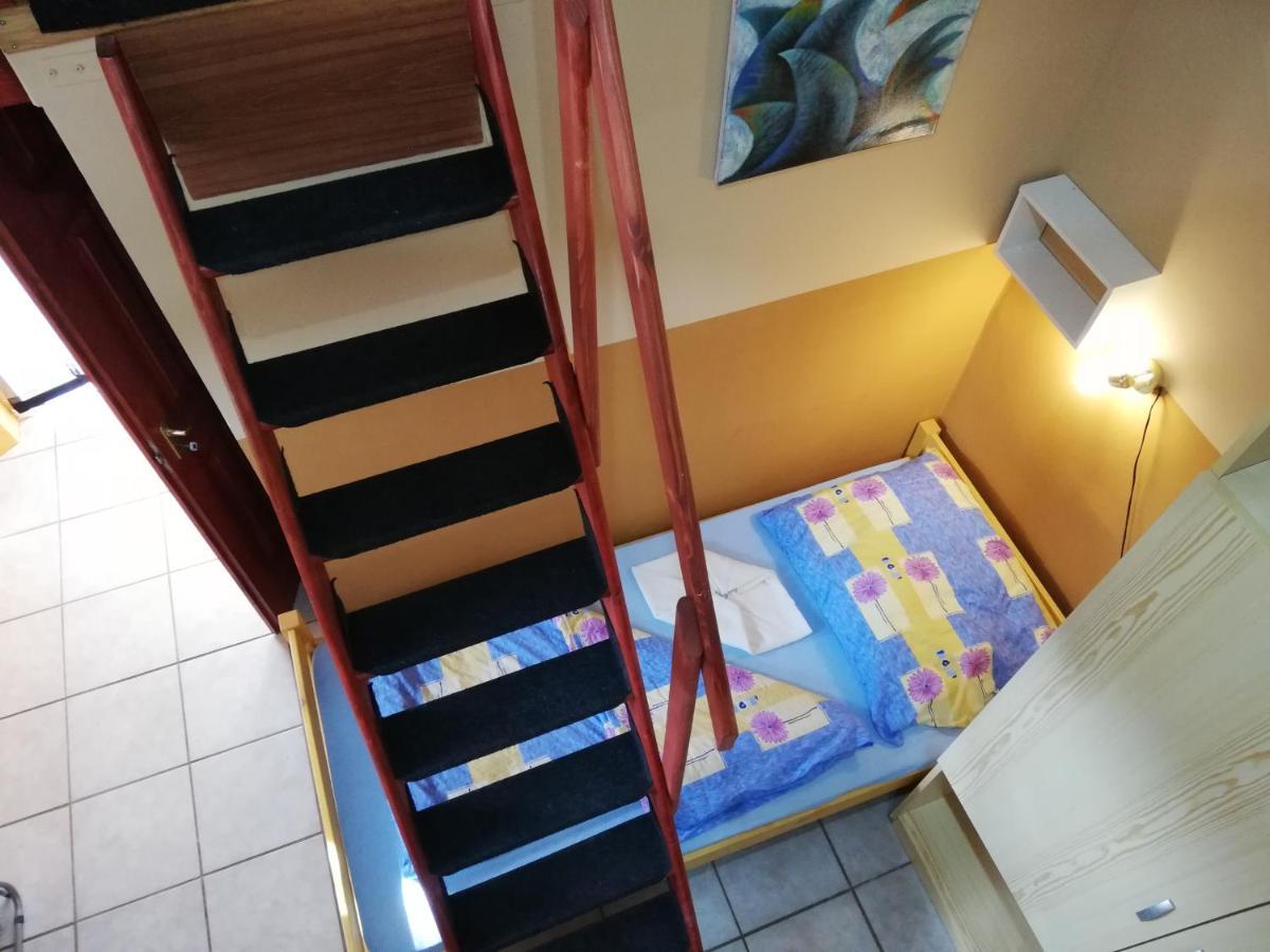 Danieli Holiday Home Štúrovo エクステリア 写真